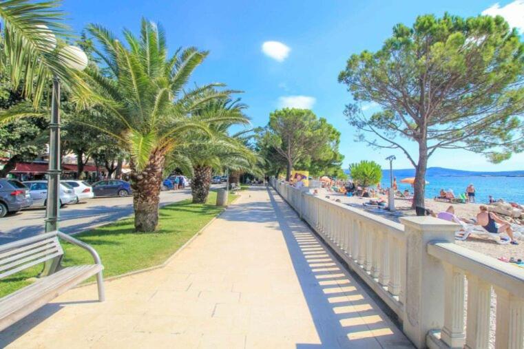 Apartment Lona Crikvenica Buitenkant foto
